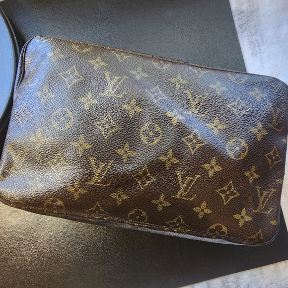 Louis Vuitton Trousse Toiletry Pouch Monogram 23 Brown Clutch GUC - Picture 1 of 15
